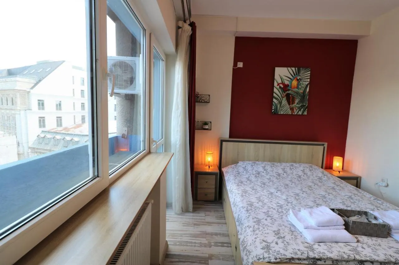 Charming Cozy Apartment - Old Town - Free Minibar Bucharest Romania