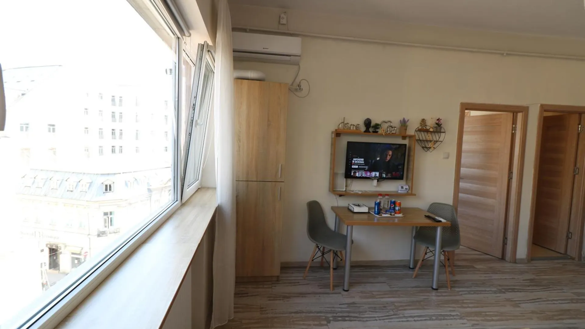 Charming Cozy Apartment - Old Town - Free Minibar Bucharest 0*,  Romania